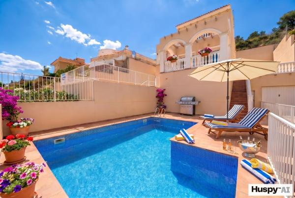 Chalet pareado en Calle d'Oriola, Pueblo Acantilado - Lanuza, El Campello photo 1
