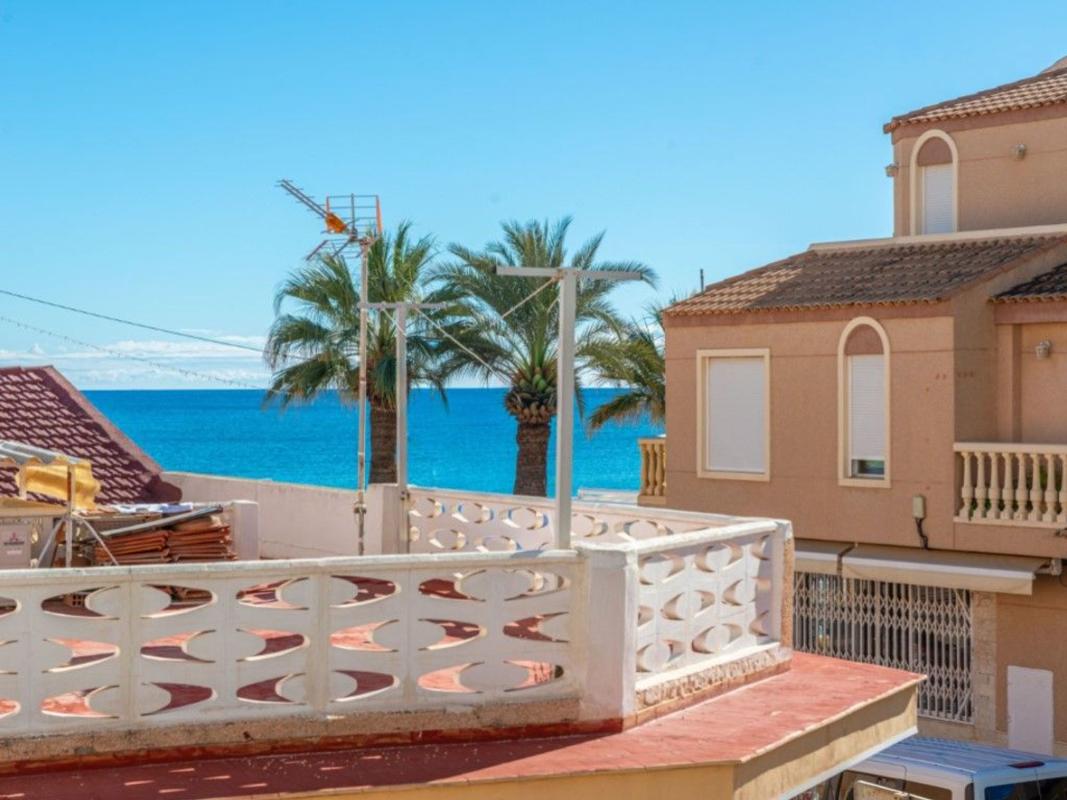 Sale of apartment in Piso en Calle de Sant Francesc, 18, Campello Playa, El Campello, El Campello
photo 1