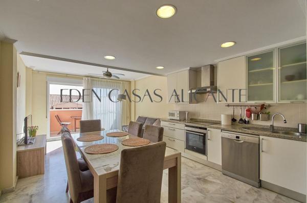 Sale of flat in Piso en Calle Sant Pere, Campello Playa, El Campello, El Campello
 photo 1