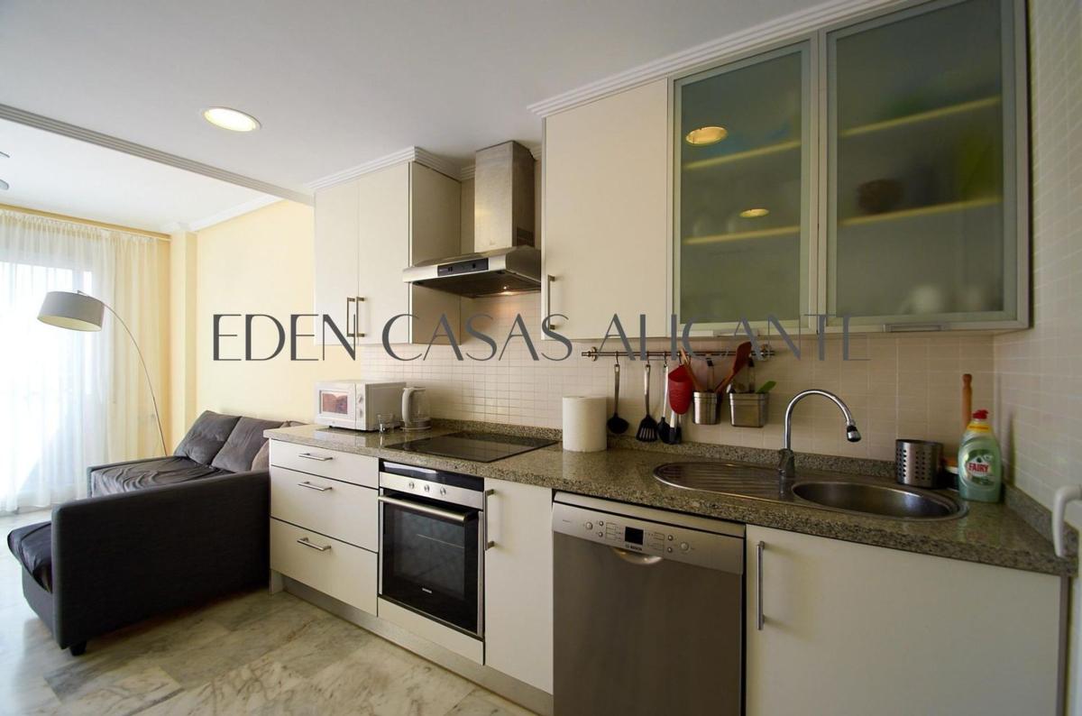Sale of apartment in Piso en Calle Sant Pere, Campello Playa, El Campello, El Campello
 photo 3