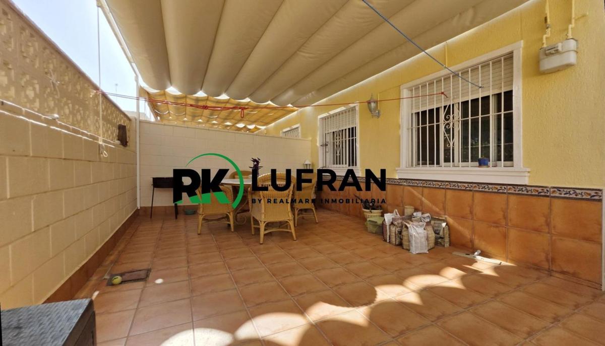 Sale of apartment in Piso en Calle de Jacinto Benavente, Playa Muchavista, El Campello, El Campello
photo 4