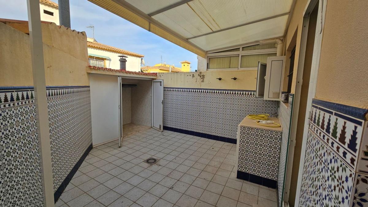 Properties for sale and rent in Spain photo 4