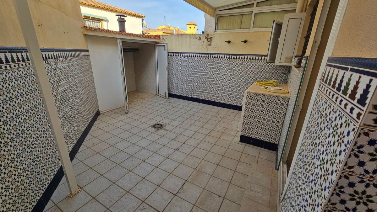 Properties for sale and rent in Spain photo 5