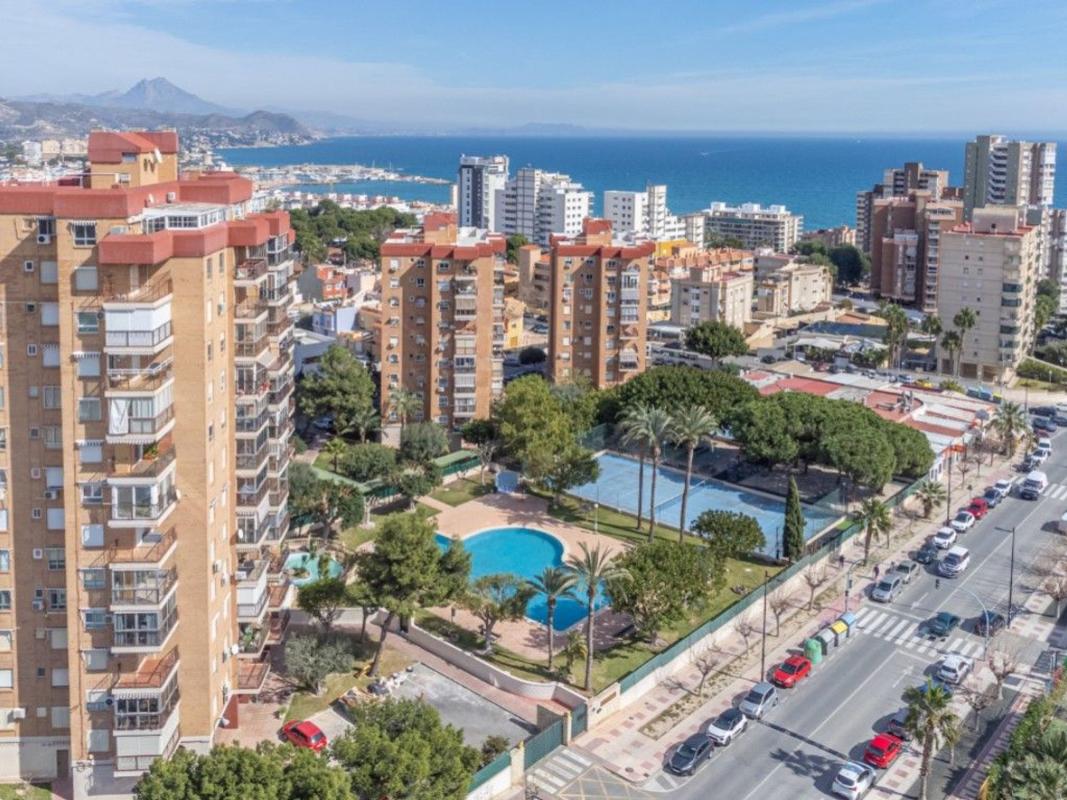 Sale of apartment in Piso en Avenida de l'Estació, 6, Campello Playa, El Campello, El Campello
 photo 2