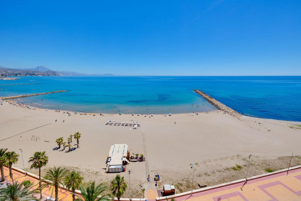 Sprzedaż mieszkania w Piso en Calle de Sant Vicent, 109, Campello Playa, El Campello, El Campello
 photo 2