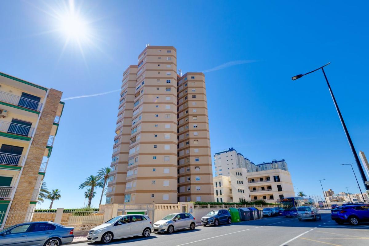 Sprzedaż mieszkania w Piso en Calle de Sant Vicent, 109, Campello Playa, El Campello, El Campello
 photo 4