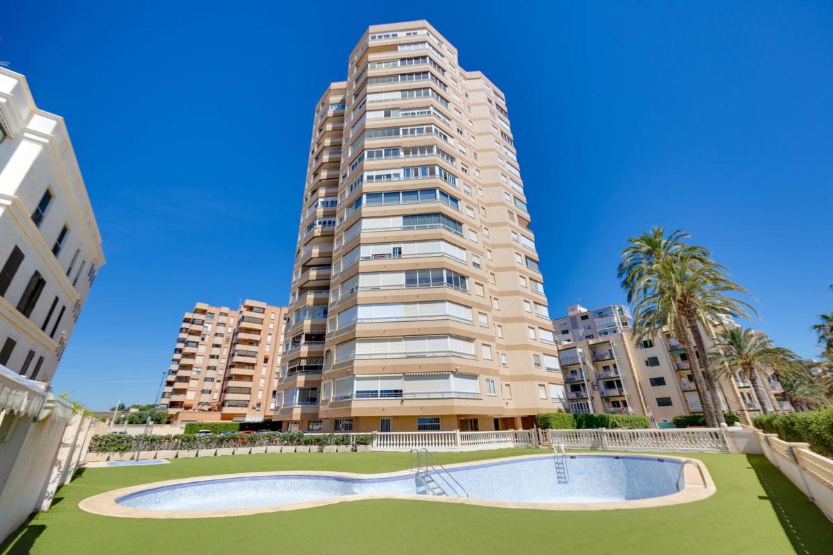 Sprzedaż mieszkania w Piso en Calle de Sant Vicent, 109, Campello Playa, El Campello, El Campello
 photo 5