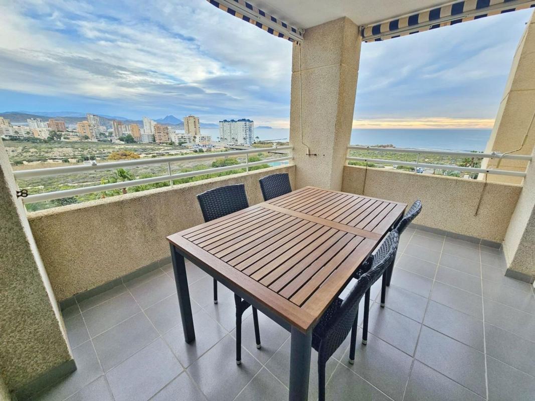 Sprzedaż mieszkania w Piso en Playa Muchavista, El Campello, El Campello
photo 2