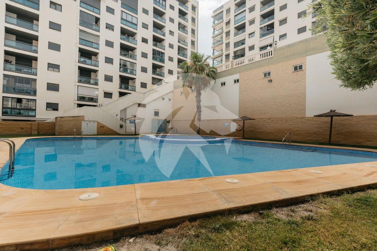 Продажа квартиры на Piso en Calle de Benissa, Campello Playa, El Campello, Эль Кампельо
 photo 2