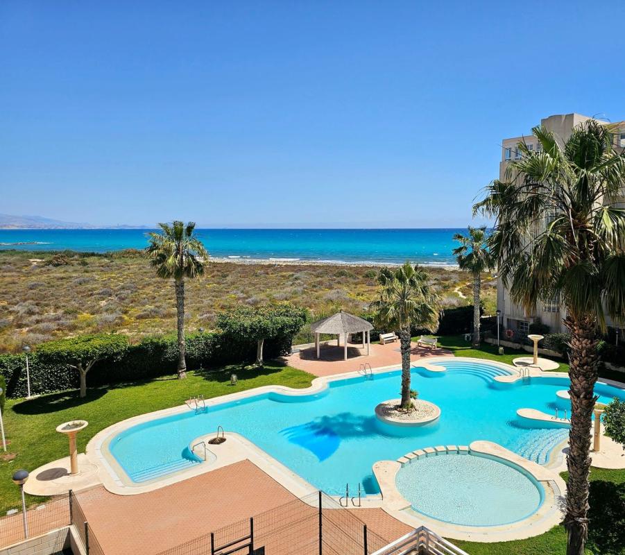 Venta de piso en Piso en Jaume I El Conqueridor, 3, Playa Muchavista, El Campello, El Campello
photo 1