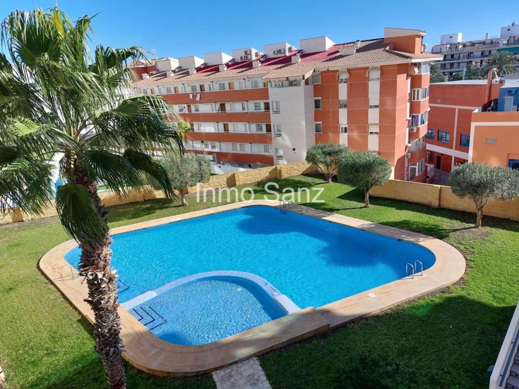Продажа квартиры на Piso en Avenida d'Alcoi, Campello Playa, El Campello, Эль Кампельо
photo 2