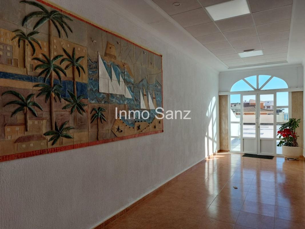 Продажа квартиры на Piso en Avenida d'Alcoi, Campello Playa, El Campello, Эль Кампельо
photo 3