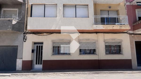 Chalet adosado en Calle del Convent, Campello Pueblo, El Campello photo 1