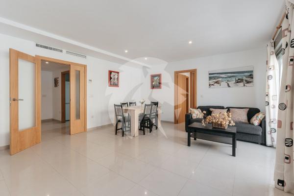 Sale of flat in Piso en Avenida del Carrer de la Mar, Campello Playa, El Campello, El Campello
 photo 2