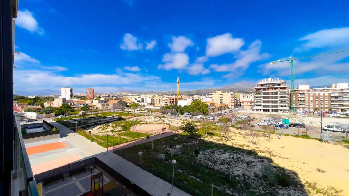 Продажа квартиры на Piso en Av Ausias March, Campello Pueblo, El Campello, Эль Кампельо
photo 4
