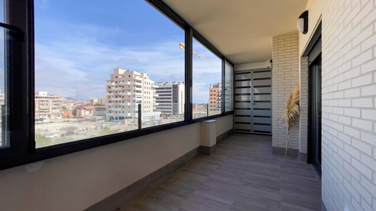 Продажа квартиры на Piso en Av Ausias March, Campello Pueblo, El Campello, Эль Кампельо
photo 5