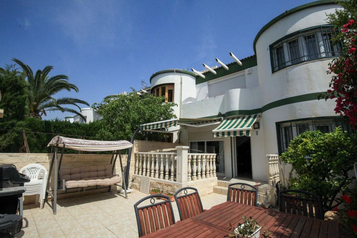 Properties for sale and rent in Spain photo 1