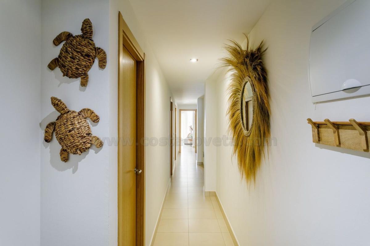 Sale of apartment in Piso en Calle del Curricán, 26, Campello Playa, El Campello, El Campello
 photo 2