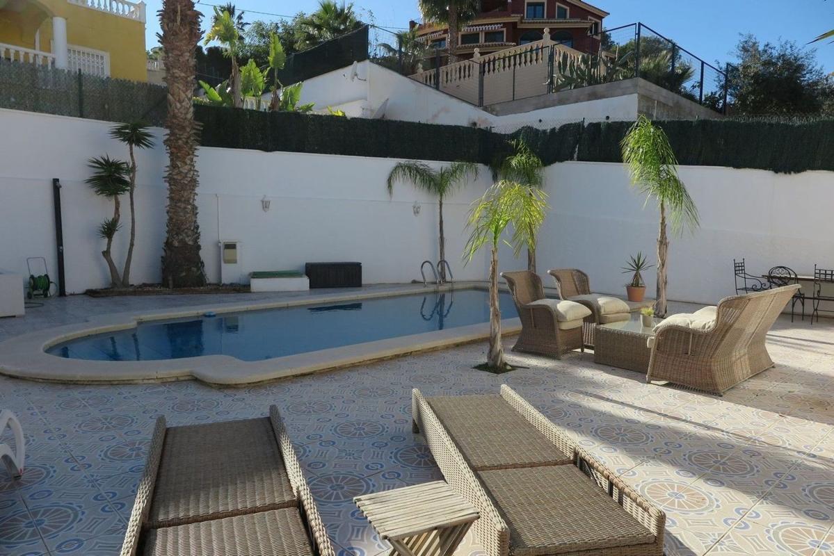 Properties for sale and rent in Spain photo 4