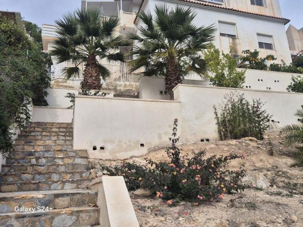 Casa o chalet independiente en Pueblo Español - Coveta Fumá, El Campello thumbnail 1