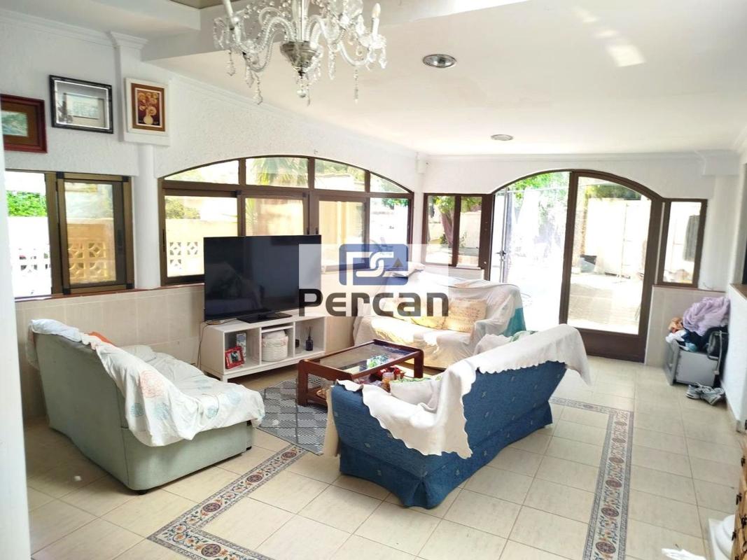 Properties for sale and rent in Spain photo 3