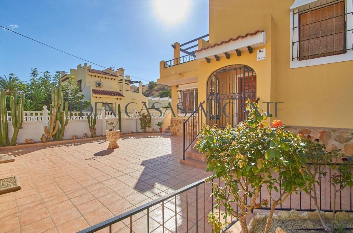 Properties for sale and rent in Spain photo 2