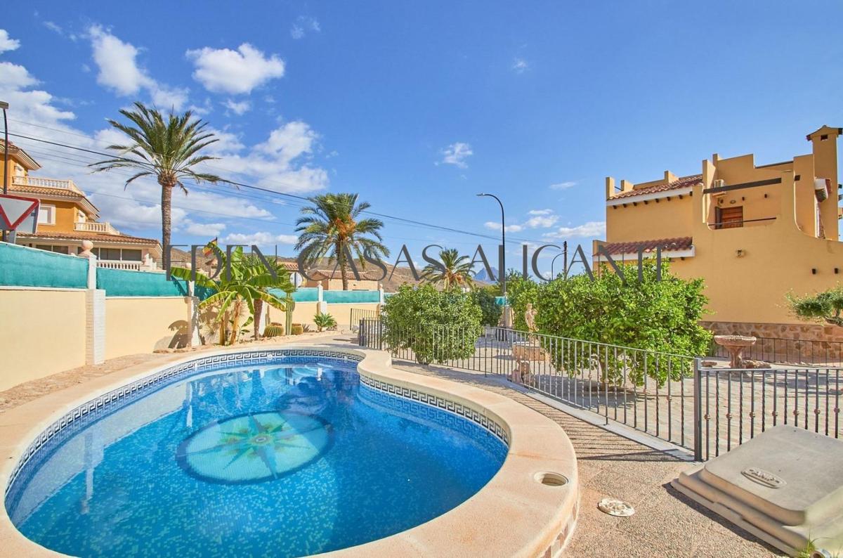 Properties for sale and rent in Spain photo 4