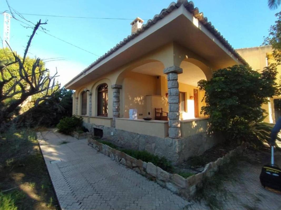 Продажа отдельного шале в Casa o chalet en Calle del Convent, Campello Pueblo, El Campello, Эль Кампельо photo 2