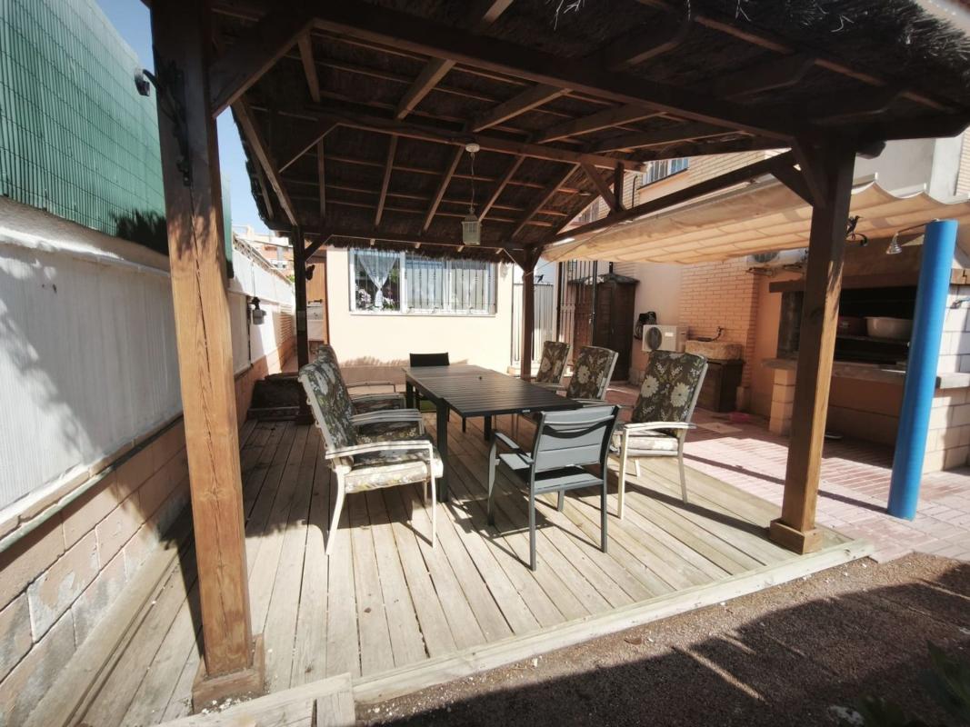 Properties for sale and rent in Spain photo 4