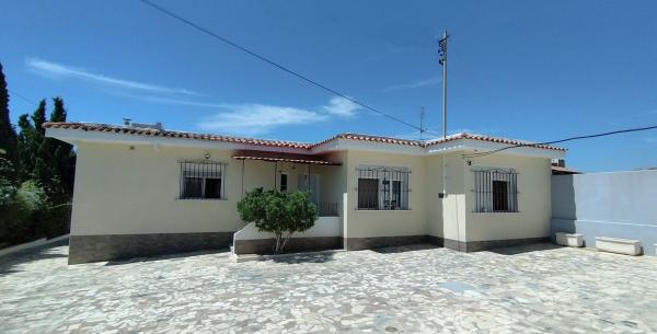 Casa o chalet independiente en Calle Forcall, 16, Pueblo Español - Coveta Fumá, El Campello photo 1