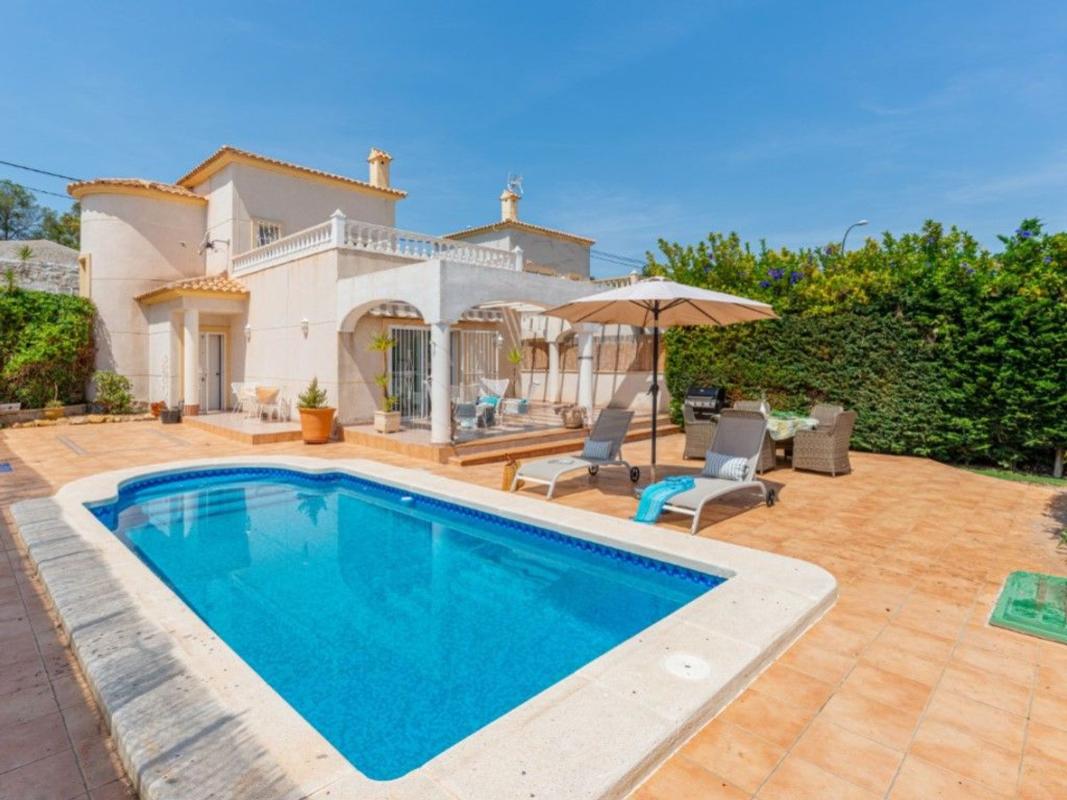 Properties for sale and rent in Spain photo 4