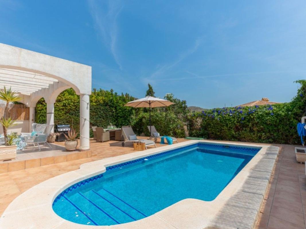 Properties for sale and rent in Spain photo 5