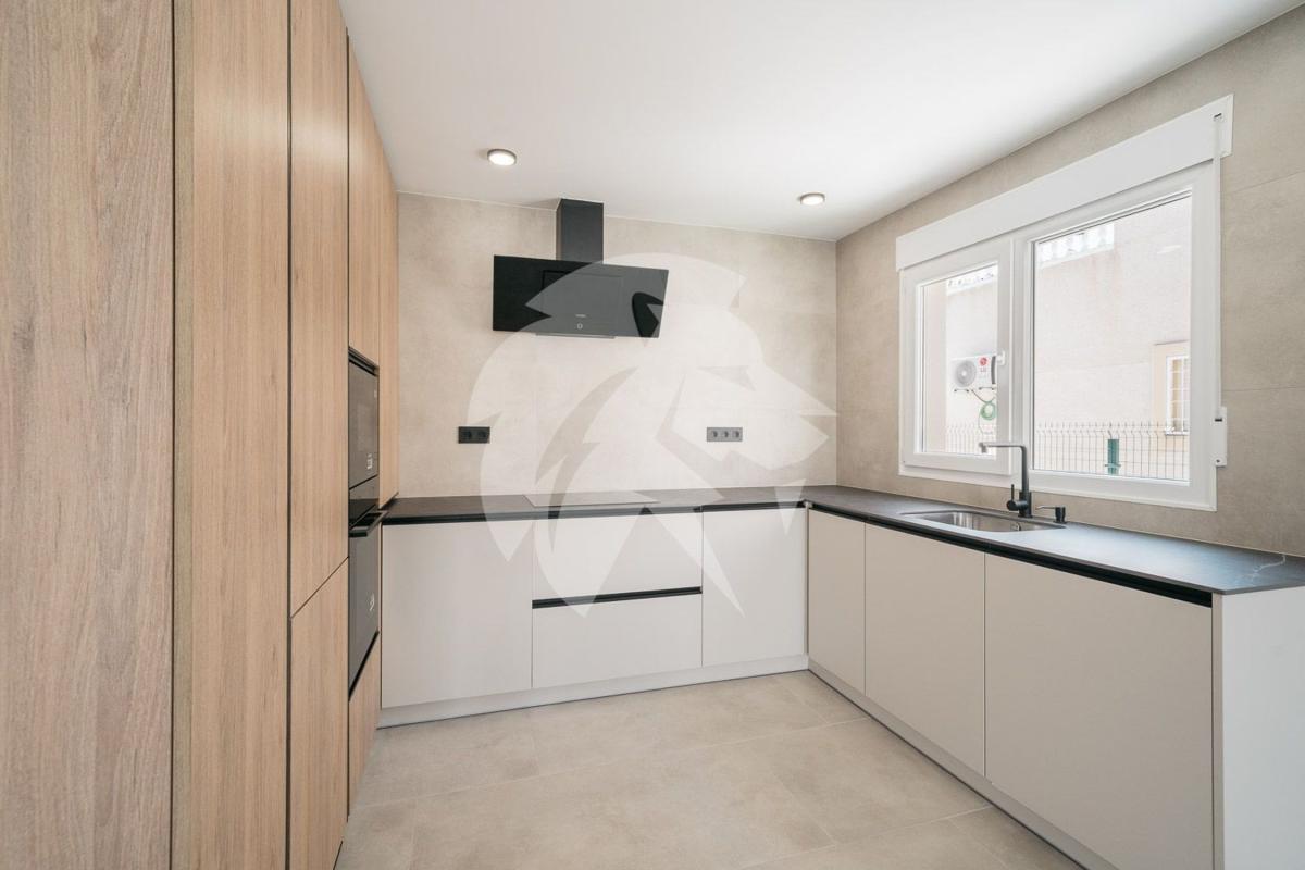 Properties for sale and rent in Spain photo 3