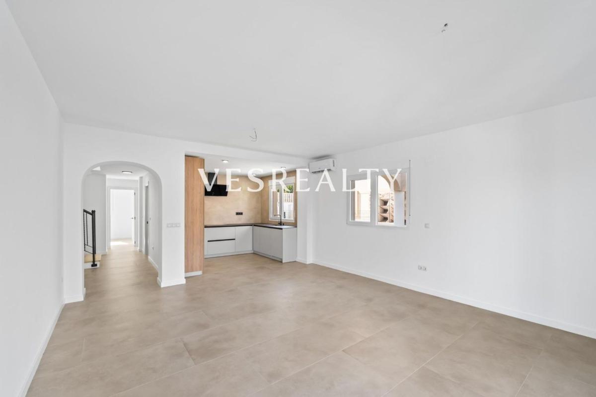 Properties for sale and rent in Spain photo 5