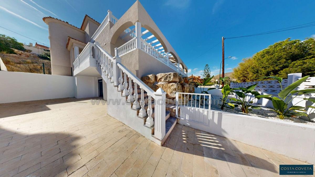 Properties for sale and rent in Spain photo 1