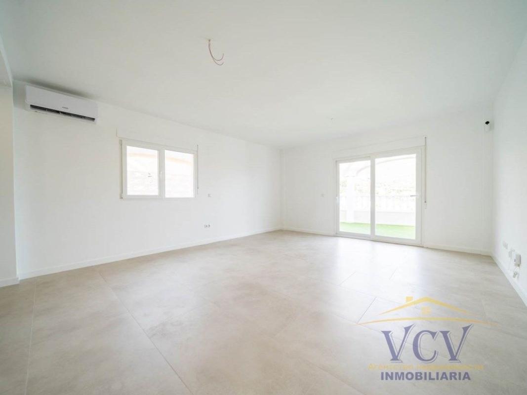 Properties for sale and rent in Spain photo 3
