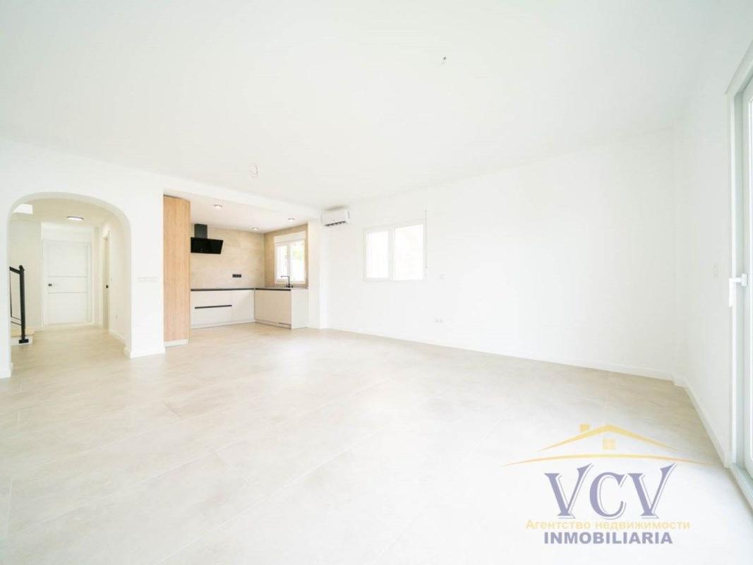 Properties for sale and rent in Spain photo 4
