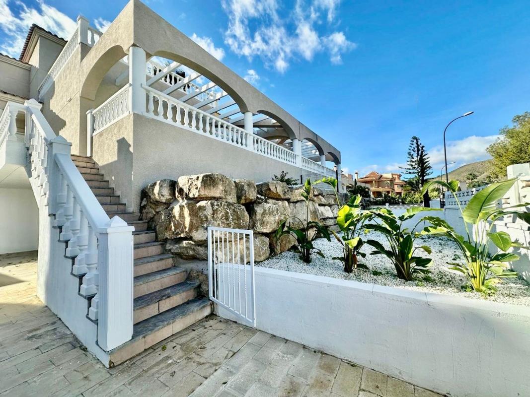 Properties for sale and rent in Spain photo 1