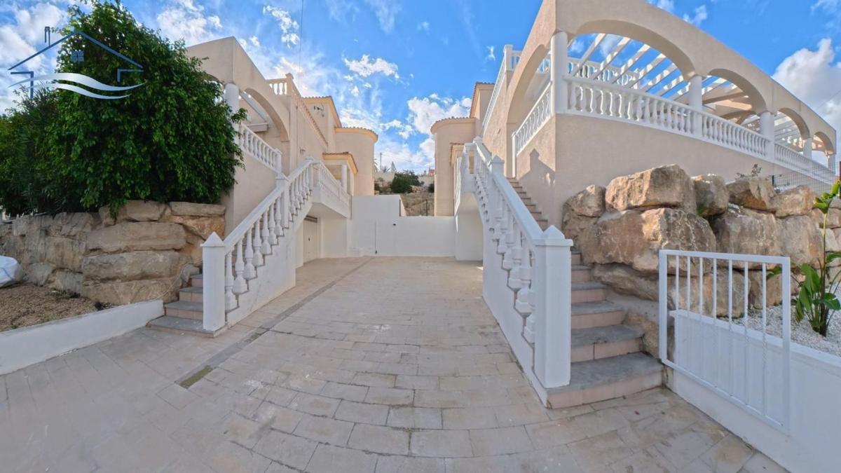 Properties for sale and rent in Spain photo 1