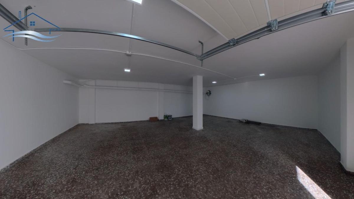 Properties for sale and rent in Spain photo 4