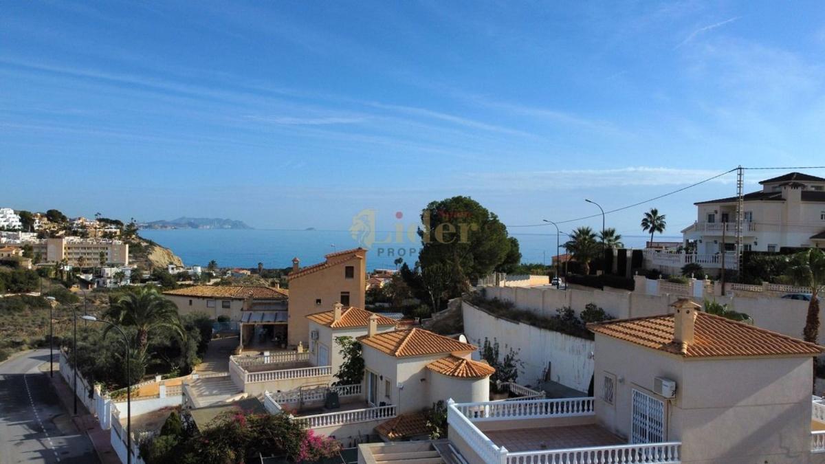 Properties for sale and rent in Spain photo 3