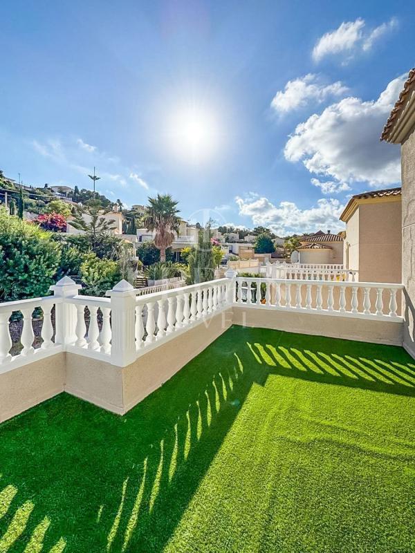 Properties for sale and rent in Spain photo 4