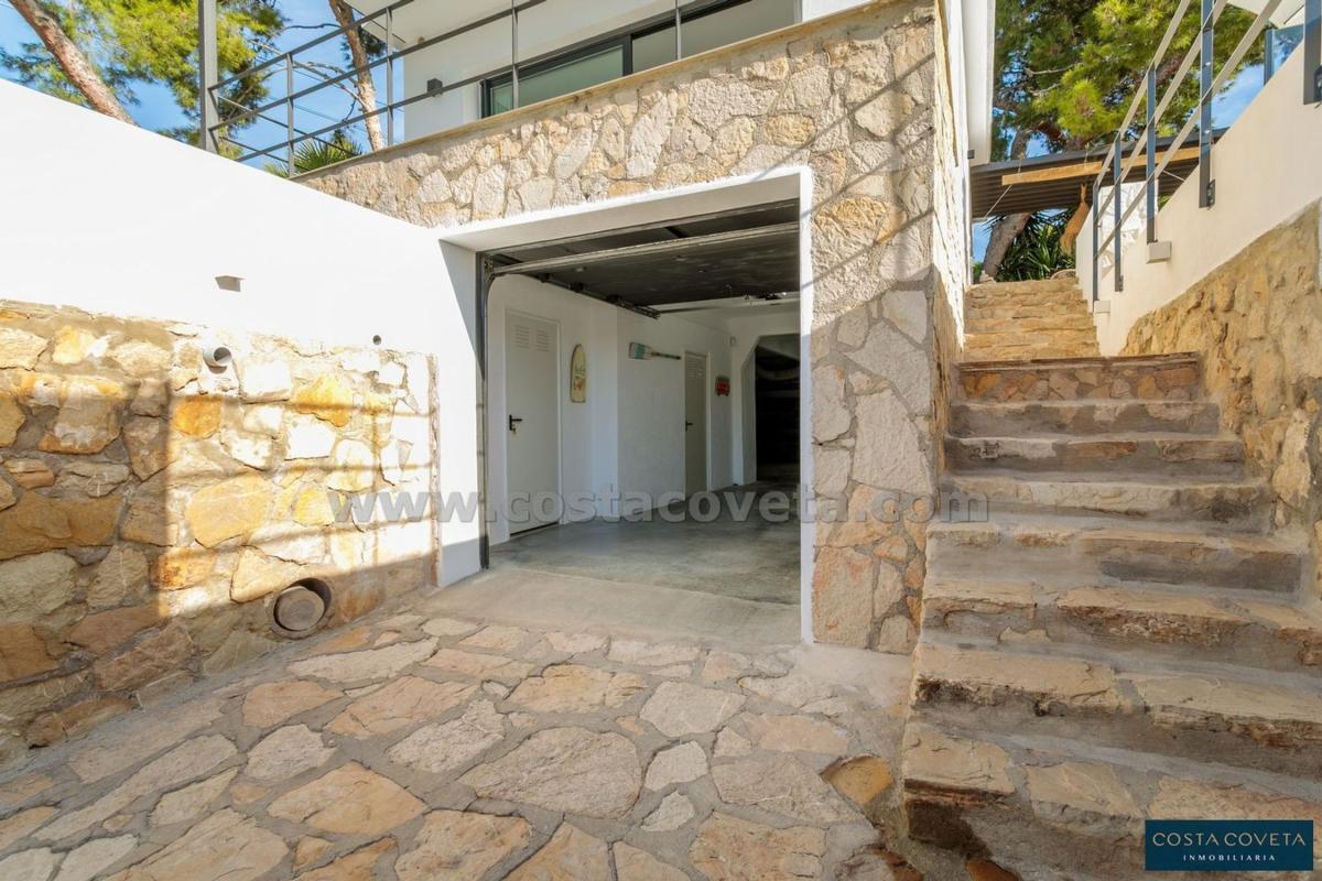 Properties for sale and rent in Spain photo 3