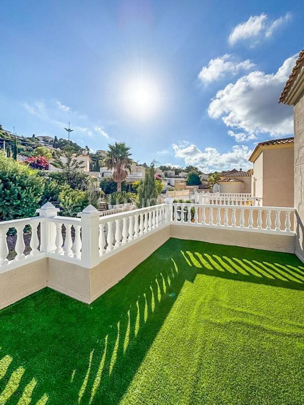 Properties for sale and rent in Spain photo 4