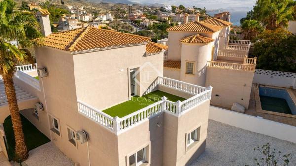 Casa o chalet independiente en Calle de Torrevella, Pueblo Acantilado - Lanuza, El Campello photo 3