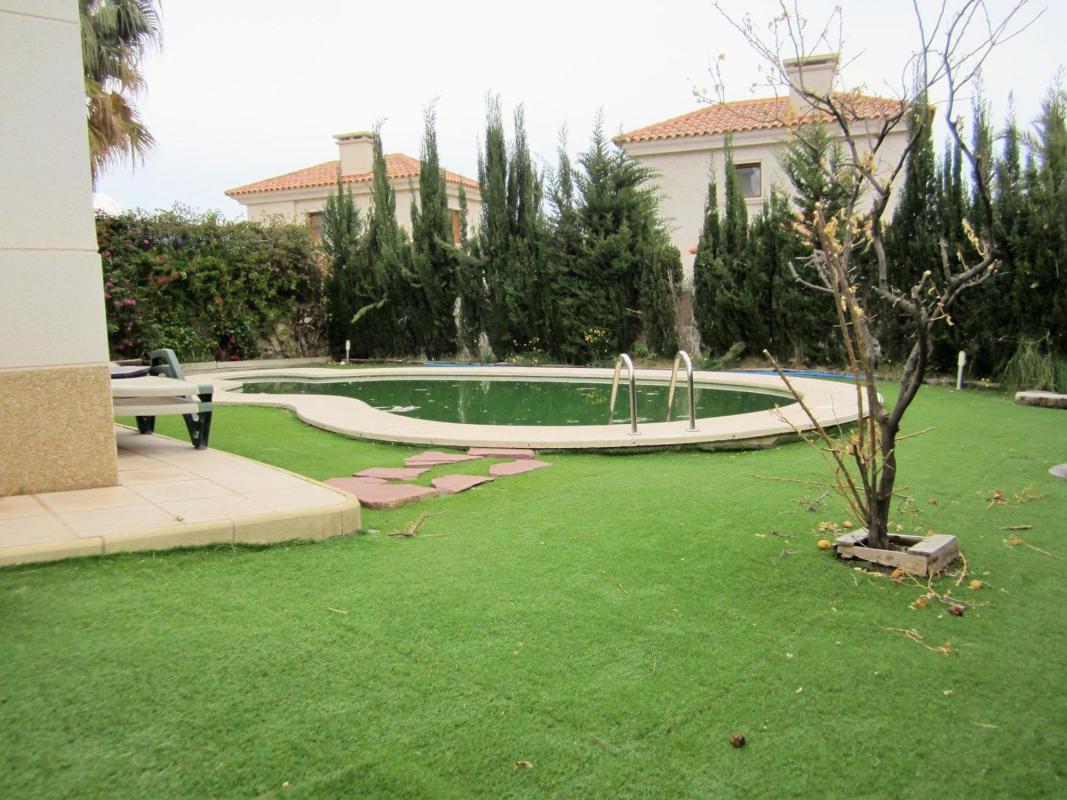 Properties for sale and rent in Spain photo 2