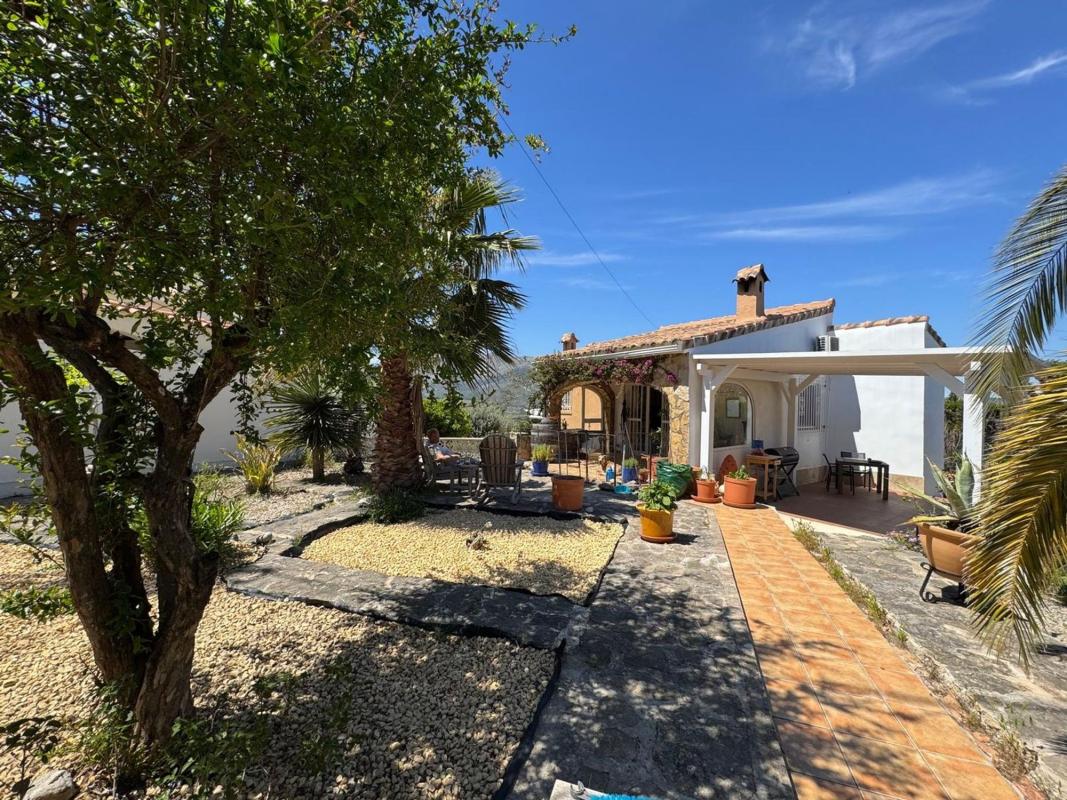 Properties for sale and rent in Spain photo 1