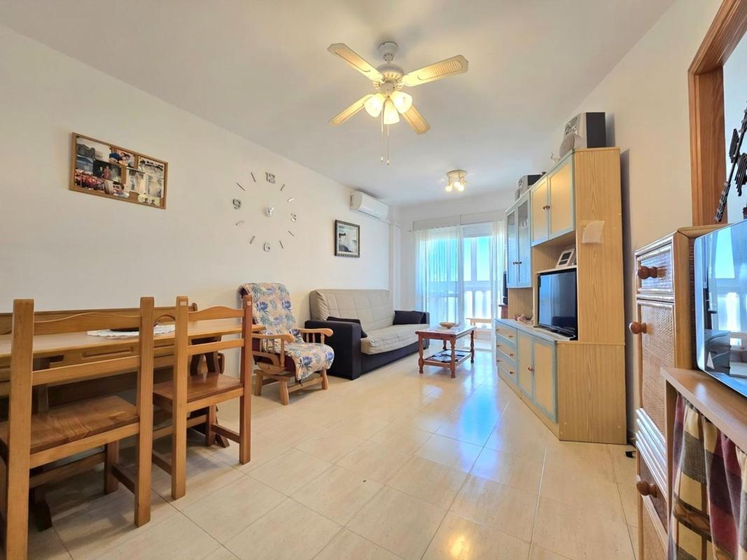 Venta de piso en Piso en Antonio Machado, Torrevieja, Torrevieja
 photo 3
