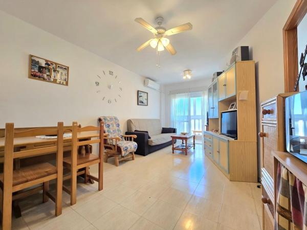 Venta de piso en Piso en Antonio Machado, Torrevieja, Torrevieja
thumbnail 2