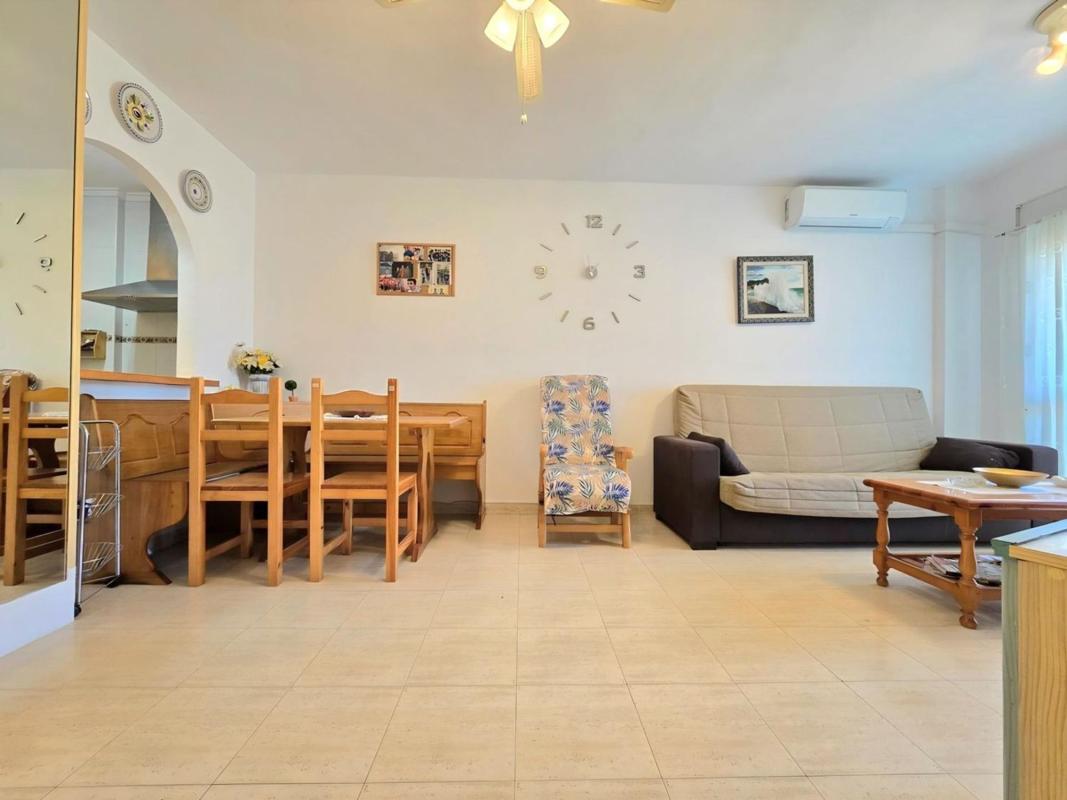 Venta de piso en Piso en Antonio Machado, Torrevieja, Torrevieja
 photo 5